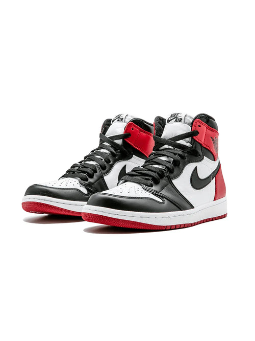 Air Jordan 1 Retro High Og Black Toe Sneakers