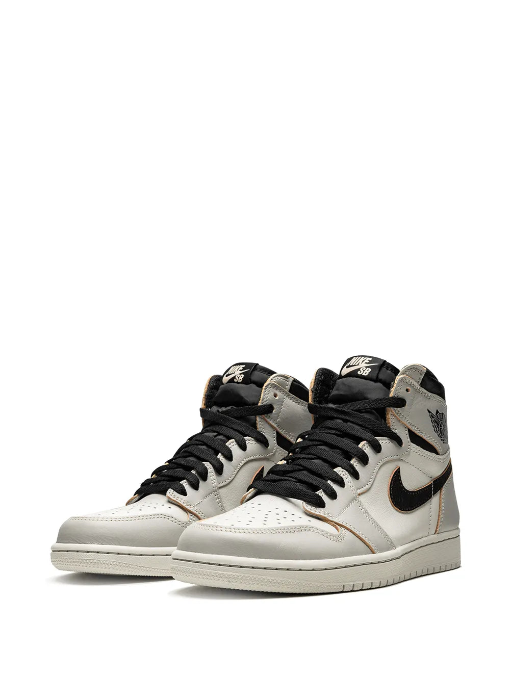 Air Jordan 1 Sb Retro High Og Nyc To Paris Sneakers