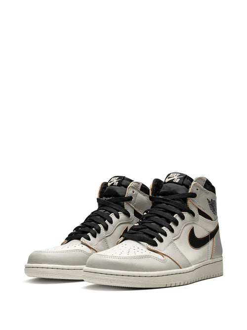 Air Jordan 1 Sb Retro High Og Nyc To Paris Sneakers