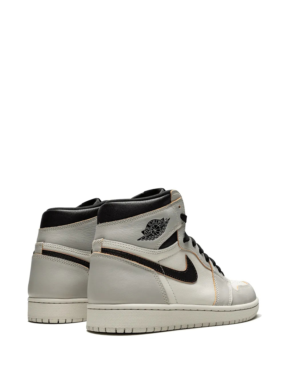 Air Jordan 1 Sb Retro High Og Nyc To Paris Sneakers