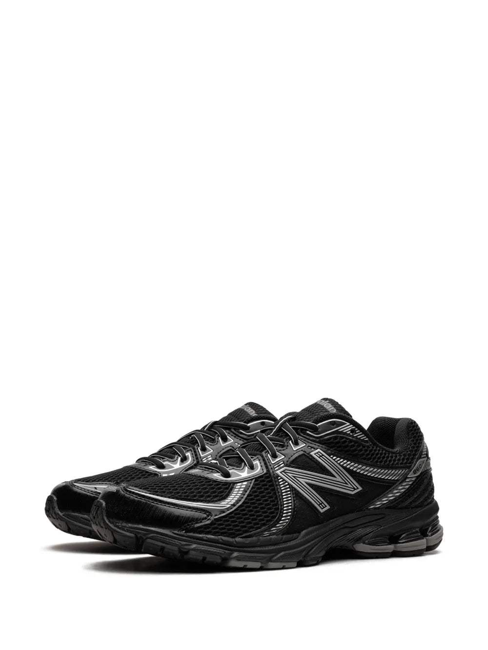 New Balance 860 Mesh Panelled Sneakers