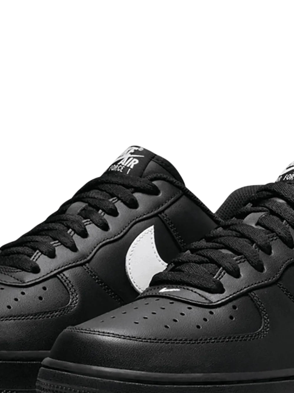 Nike Air Force 1 Black/White Sneakers