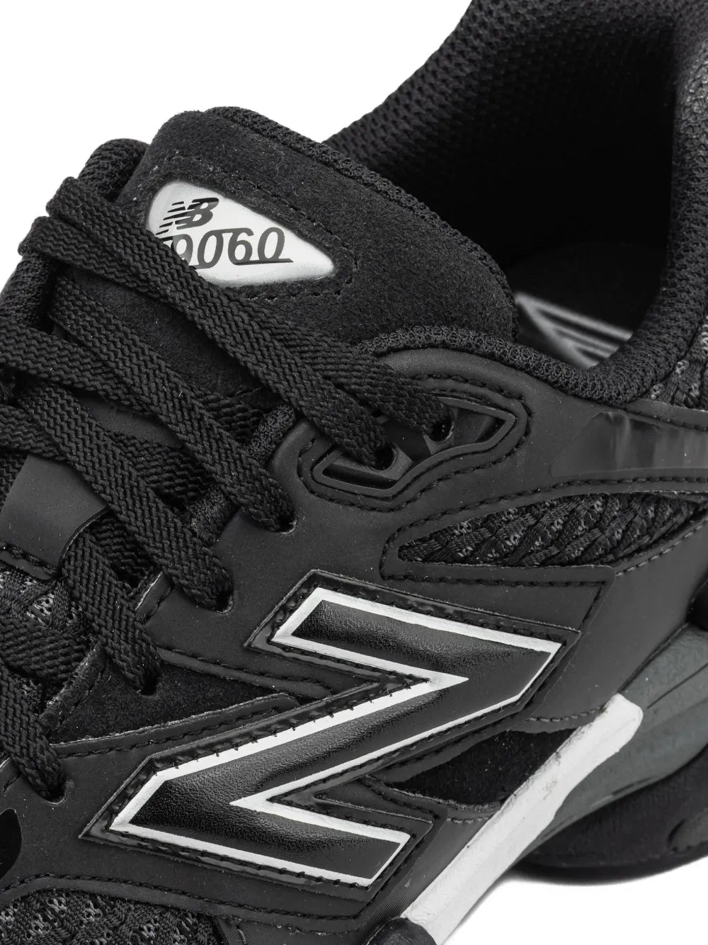 New Balance 9060 Sneakers
