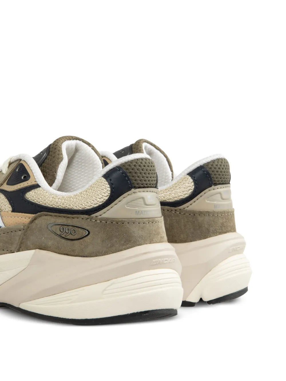 New Balance 990 Sneakers