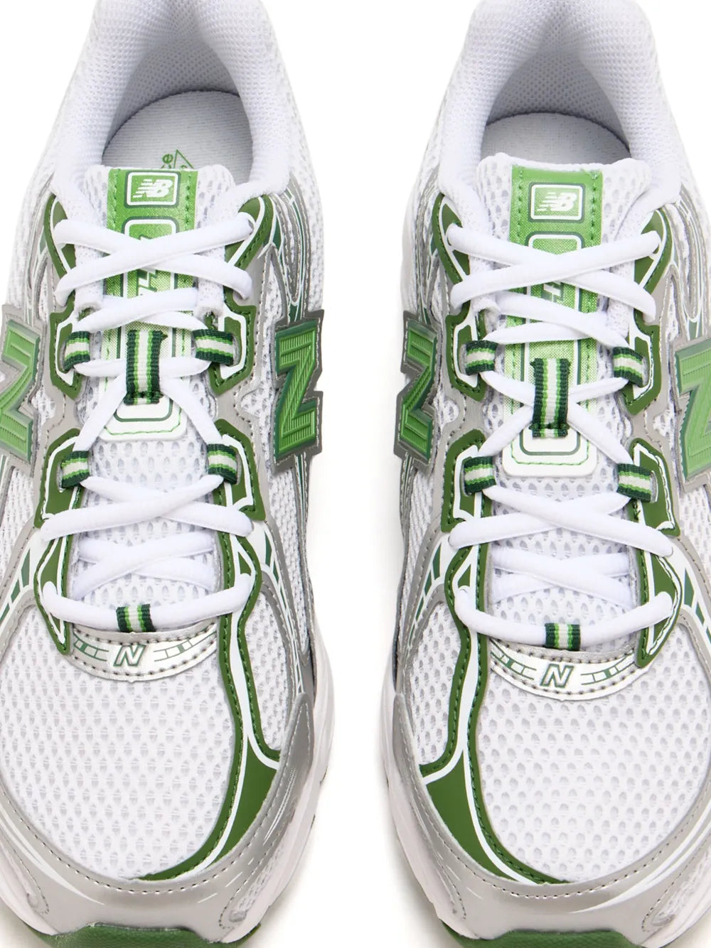 New Balance 740 Sneakers