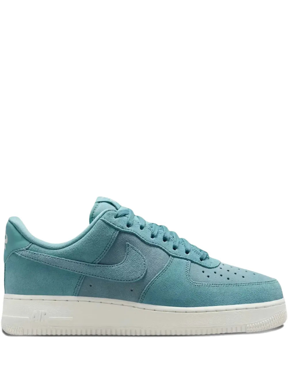 Nike Air Force 1 07 Sneakers
