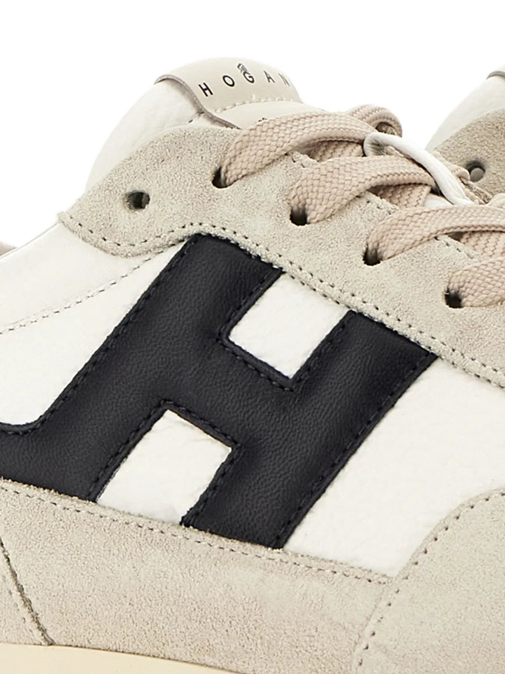 Hogan H699 Logo-Patch Sneakers