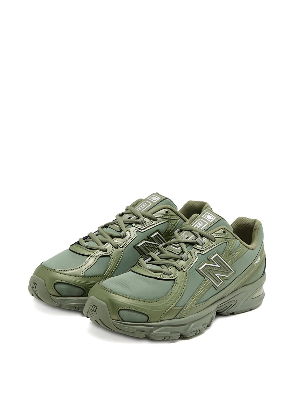 New Balance 740 Sneakers